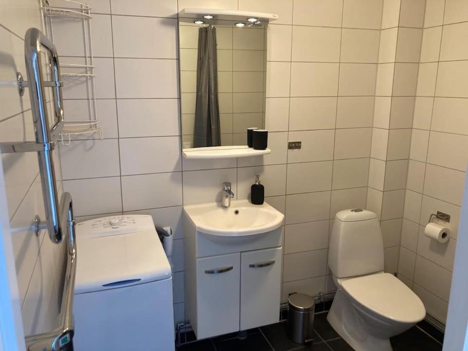 Fin Laegenhet Mitt Pa Bjaerehalvoen Apartment Bastad Luaran gambar
